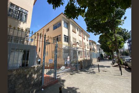 Apartamento para alugar com 42m², 1 quarto e sem vagaFachada