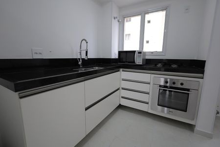 Apartamento à venda com 114m², 3 quartos e 2 vagasCozinha