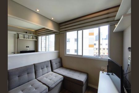 Sala de apartamento para alugar com 2 quartos, 33m² em Cambuci, São Paulo