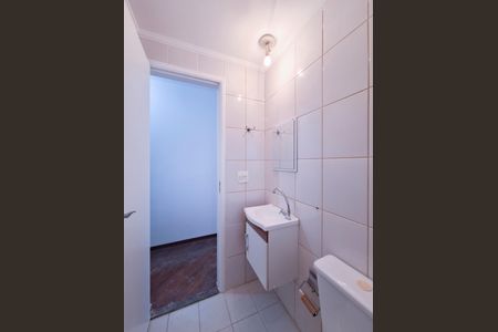 Banheiro de apartamento à venda com 2 quartos, 64m² em Vila Basileia, São Paulo