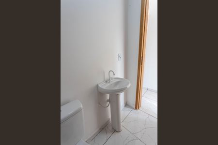 Banheiro de kitnet/studio para alugar com 1 quarto, 22m² em Serraria, Diadema