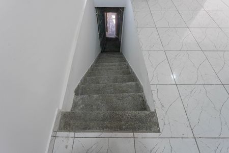 Studio para alugar com 22m², 1 quarto e sem vaga Studio para alugar com 22m², 1 quarto e sem vagaEscada de entrada