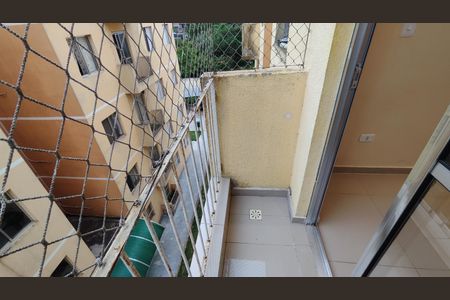 Sacada da Sala de apartamento para alugar com 2 quartos, 60m² em Jardim Dayse, Ferraz de Vasconcelos