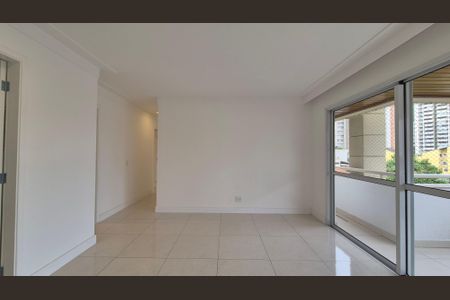 Apartamento à venda com 128m², 4 quartos e 2 vagasSala