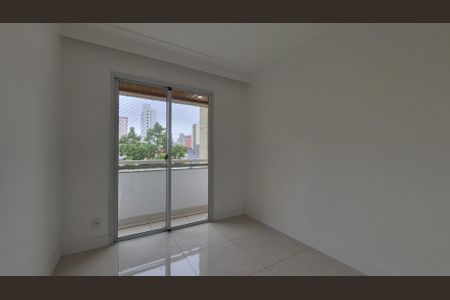 Apartamento à venda com 128m², 4 quartos e 2 vagasQuarto