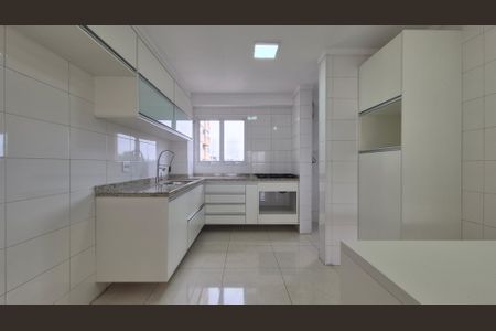 Apartamento à venda com 128m², 4 quartos e 2 vagasCozinha