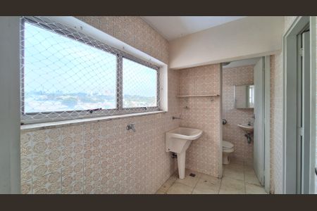 Apartamento para alugar com 82m², 2 quartos e 1 vaga Apartamento para alugar com 82m², 2 quartos e 1 vagaÁrea/Banheiro/Quarto de Serviço
