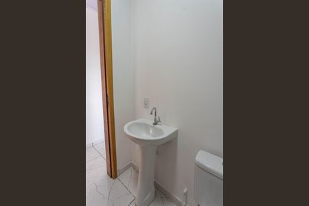 Banheiro de kitnet/studio para alugar com 1 quarto, 22m² em Serraria, Diadema