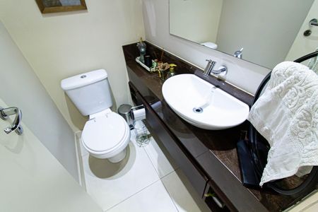Apartamento à venda com 132m², 3 quartos e 2 vagas Apartamento à venda com 132m², 3 quartos e 2 vagasLavabo