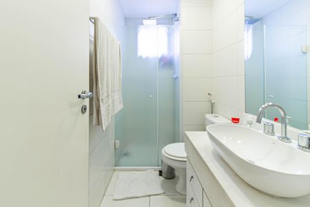 Apartamento à venda com 132m², 3 quartos e 2 vagas Apartamento à venda com 132m², 3 quartos e 2 vagasBanheiro Social
