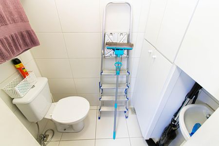 Apartamento à venda com 132m², 3 quartos e 2 vagas Apartamento à venda com 132m², 3 quartos e 2 vagasÁrea de Serviço