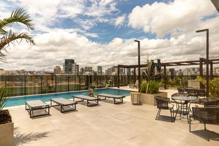 Studio à venda com 25m², 1 quarto e sem vagaÁrea comum - Piscina