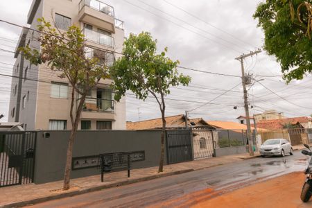 Apartamento para alugar com 70m², 3 quartos e 1 vagaFachada