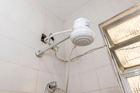 Casa de condomínio à venda com 60m², 2 quartos e 1 vaga Casa de condomínio à venda com 60m², 2 quartos e 1 vagaBanheiro