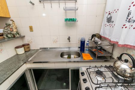 Casa de condomínio à venda com 60m², 2 quartos e 1 vaga Casa de condomínio à venda com 60m², 2 quartos e 1 vagaCozinha