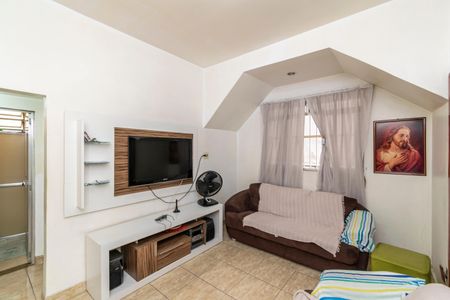 Casa de condomínio à venda com 60m², 2 quartos e 1 vaga Casa de condomínio à venda com 60m², 2 quartos e 1 vagaSala