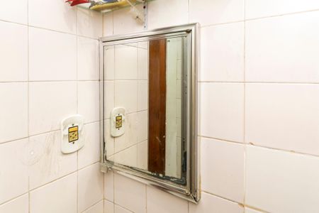 Casa de condomínio à venda com 60m², 2 quartos e 1 vaga Casa de condomínio à venda com 60m², 2 quartos e 1 vagaBanheiro