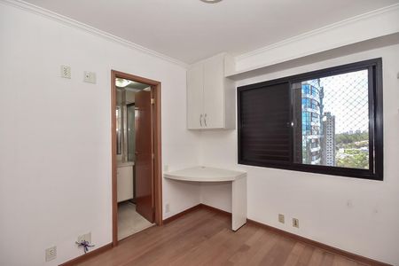 Apartamento para alugar com 160m², 4 quartos e 3 vagasSuíte 1