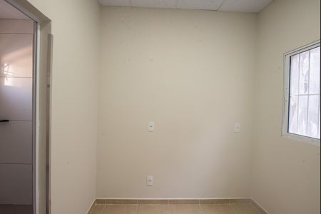 Casa para alugar com 20m², 1 quarto e sem vaga Casa para alugar com 20m², 1 quarto e sem vagaSala/Quarto