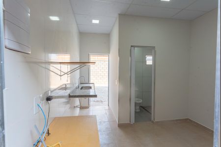 Casa para alugar com 20m², 1 quarto e sem vaga Casa para alugar com 20m², 1 quarto e sem vagaSala/Quarto