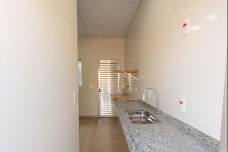 Casa para alugar com 20m², 1 quarto e sem vaga Casa para alugar com 20m², 1 quarto e sem vagaCozinha