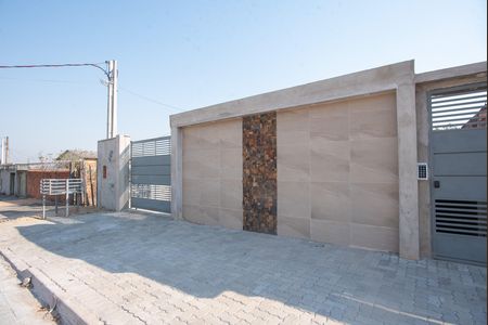 Casa para alugar com 20m², 1 quarto e sem vaga Casa para alugar com 20m², 1 quarto e sem vagaFachada