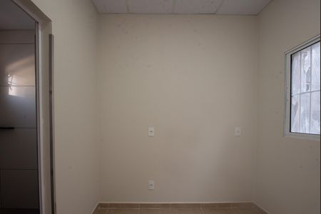 Casa para alugar com 20m², 1 quarto e sem vaga Casa para alugar com 20m², 1 quarto e sem vagaSala/Quarto