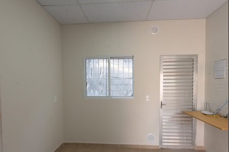 Casa para alugar com 20m², 1 quarto e sem vaga Casa para alugar com 20m², 1 quarto e sem vagaSala/Quarto