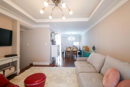 Casa de condomínio à venda com 264m², 3 quartos e 4 vagasSala