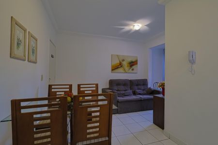 Sala de apartamento à venda com 2 quartos, 60m² em Sagrada Família , Belo Horizonte