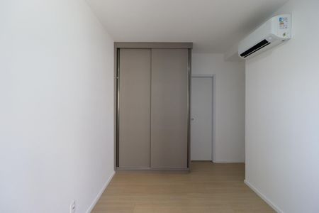 Apartamento para alugar com 70m², 2 quartos e 2 vagasSuíte