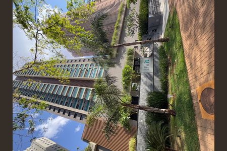 Apartamento para alugar com 70m², 2 quartos e 2 vagasFachada