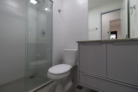 Apartamento para alugar com 70m², 2 quartos e 2 vagasBanheiro Social