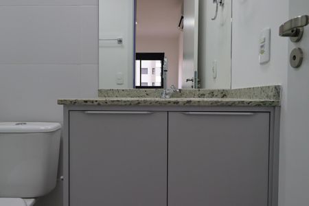 Apartamento para alugar com 70m², 2 quartos e 2 vagasBanheiro da Suíte