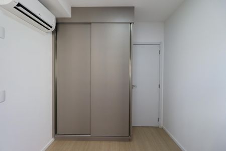 Apartamento para alugar com 70m², 2 quartos e 2 vagasQuarto