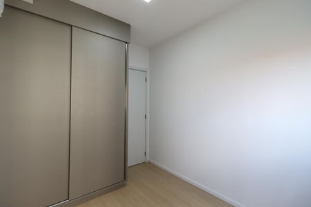 Apartamento para alugar com 70m², 2 quartos e 2 vagasQuarto