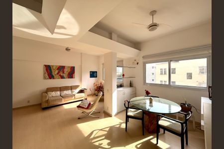 Sala de apartamento à venda com 2 quartos, 70m² em Ipanema, Rio de Janeiro