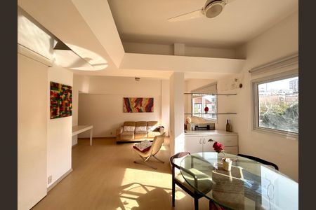 Sala de apartamento à venda com 2 quartos, 70m² em Ipanema, Rio de Janeiro