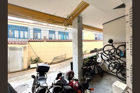 Apartamento à venda com 70m², 2 quartos e 1 vagaÁrea comum