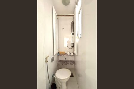 Apartamento à venda com 70m², 2 quartos e 1 vagaBanheiro da Suíte 1