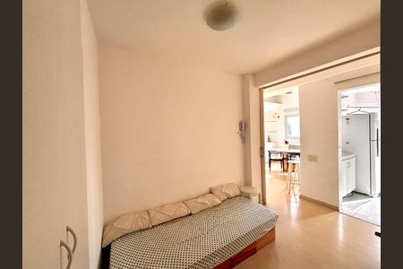 Suíte 1 de apartamento à venda com 2 quartos, 70m² em Ipanema, Rio de Janeiro