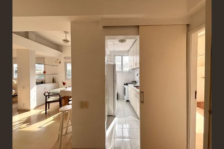 Apartamento à venda com 70m², 2 quartos e 1 vagaCozinha e Área de Serviço