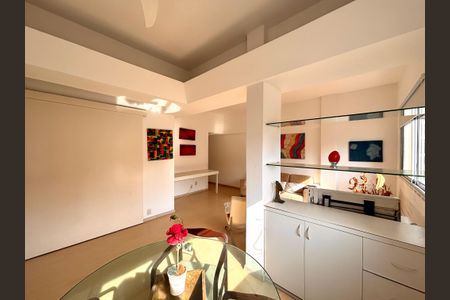 Sala de apartamento à venda com 2 quartos, 70m² em Ipanema, Rio de Janeiro