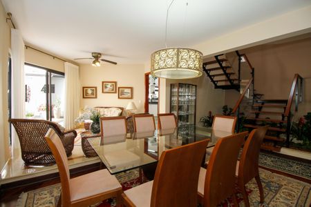 Sala de Jantar de casa à venda com 4 quartos, 272m² em Vila Madalena, São Paulo