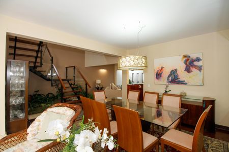 Sala de Jantar de casa à venda com 4 quartos, 272m² em Vila Madalena, São Paulo