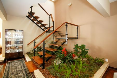 Casa à venda com 272m², 4 quartos e 5 vagasJardim e Acesso Área Íntima