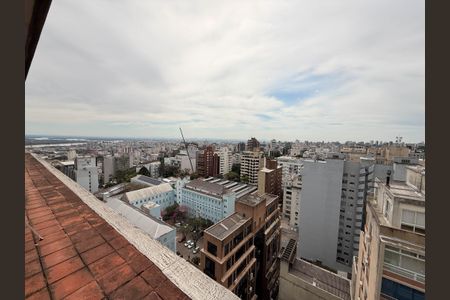 Apartamento à venda com 100m², 2 quartos e sem vaga Apartamento à venda com 100m², 2 quartos e sem vagaTerraço