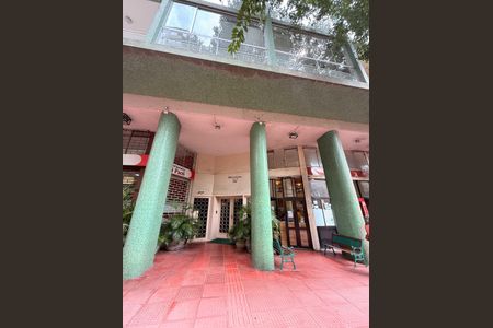 Apartamento à venda com 100m², 2 quartos e sem vaga Apartamento à venda com 100m², 2 quartos e sem vagaFachada