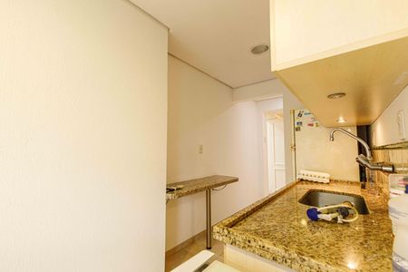 Apartamento à venda com 100m², 2 quartos e sem vaga Apartamento à venda com 100m², 2 quartos e sem vagaCozinha