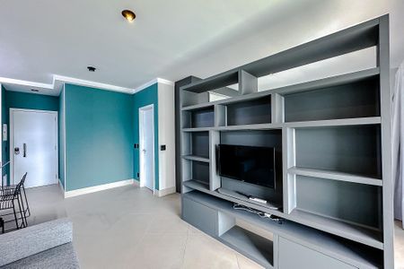 Sala de apartamento para alugar com 1 quarto, 55m² em Vila Regente Feijó, São Paulo